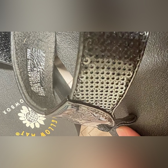 Yellow box wedge rubber sandal for women - Picture 3 of 3